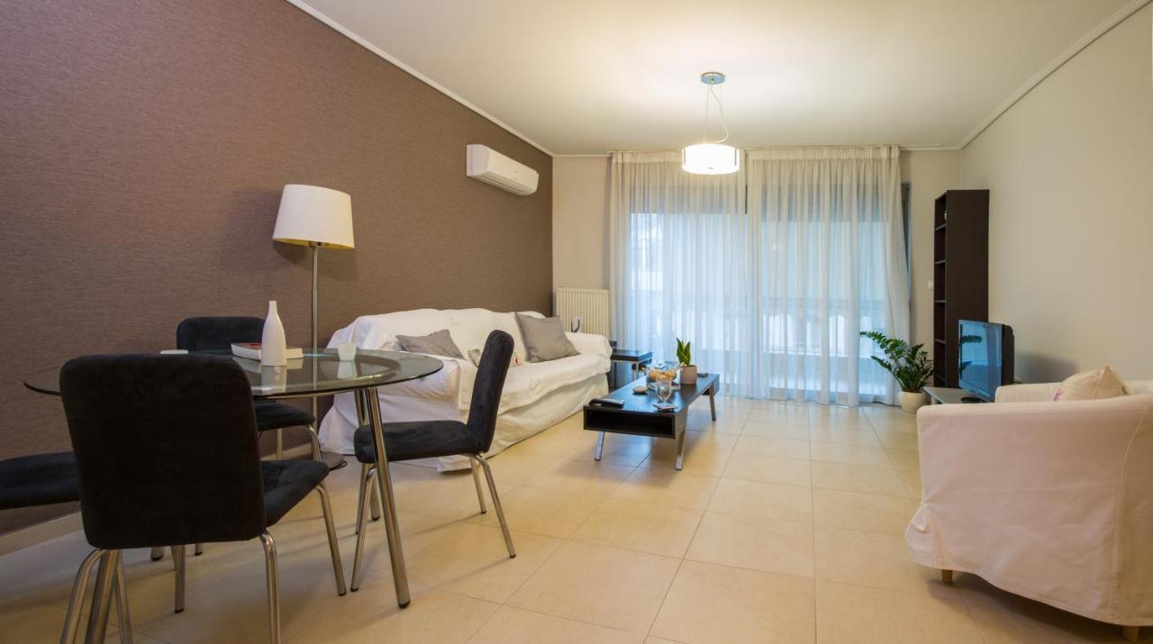 Lovely New Βuild Flat Near Metro - Free Parking アテネ エクステリア 写真