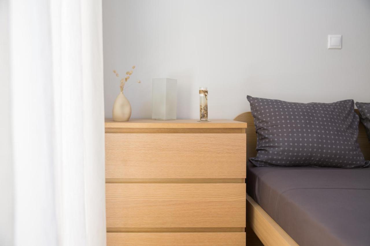 Lovely New Βuild Flat Near Metro - Free Parking アテネ エクステリア 写真